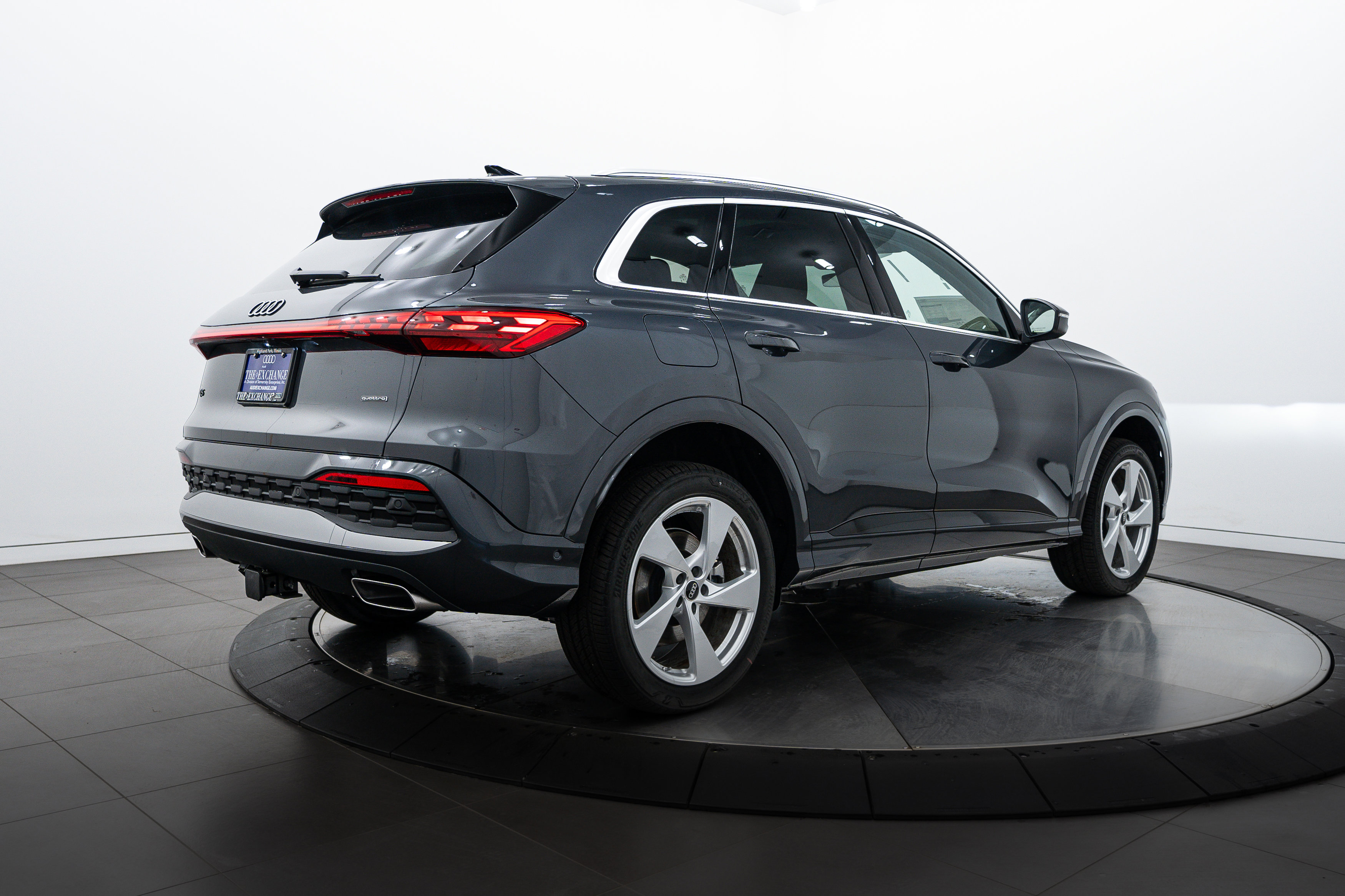 2025 Audi Q5 Premium Plus photo 4