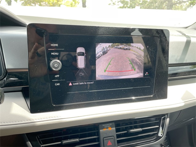 2025 Volkswagen Taos S photo 32