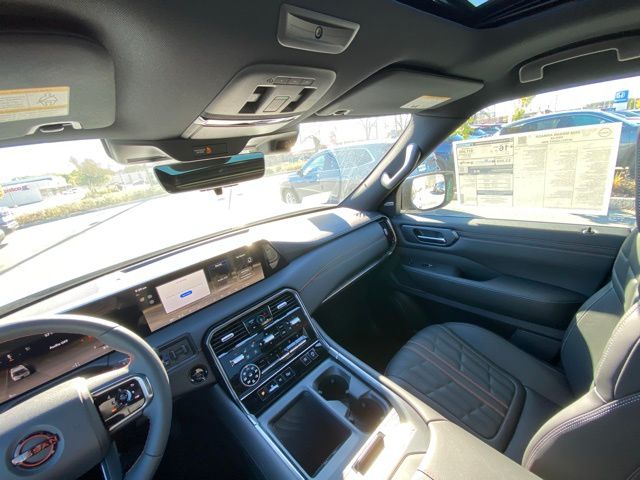 2026 Nissan Armada photo 4