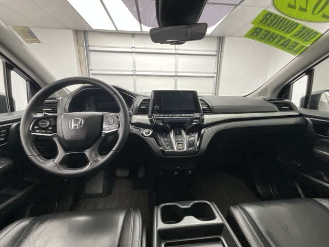 2022 Honda Odyssey Touring photo 4