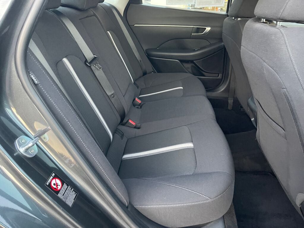 2022 Hyundai Sonata SEL photo 19
