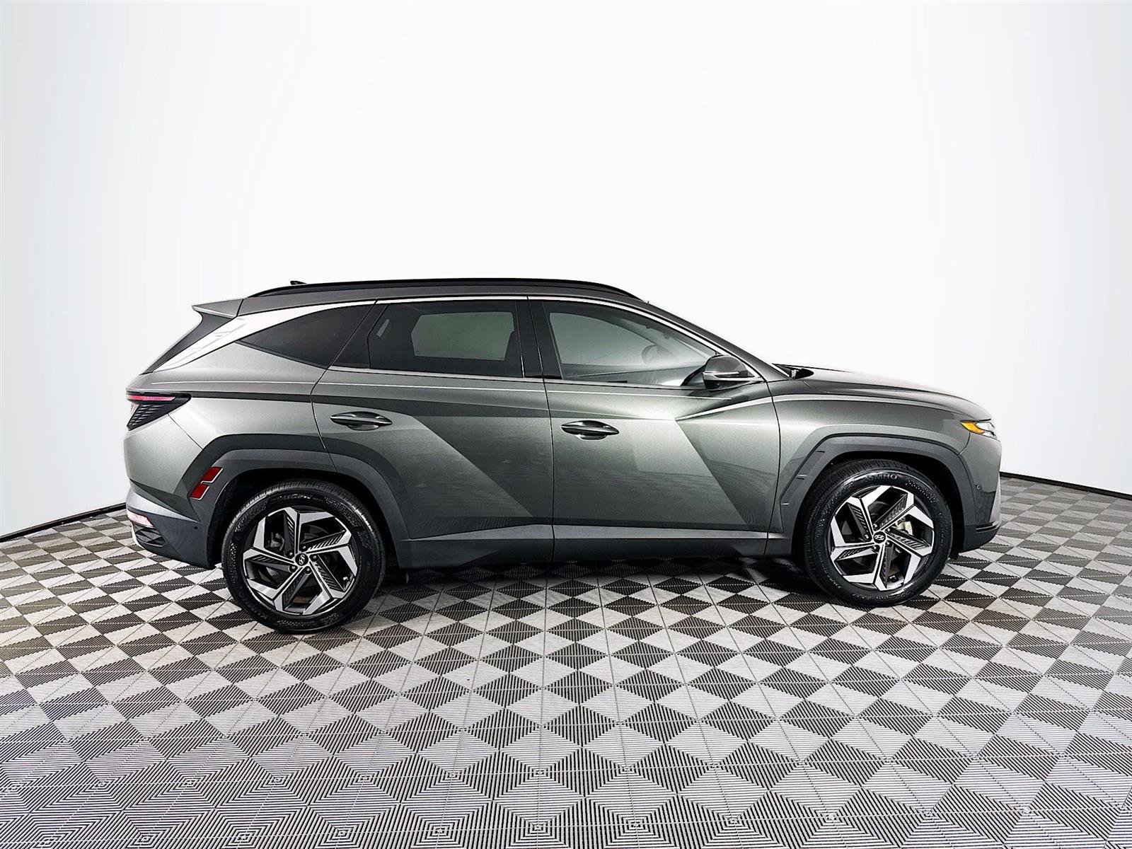 2022 Hyundai Tucson Limited photo 7