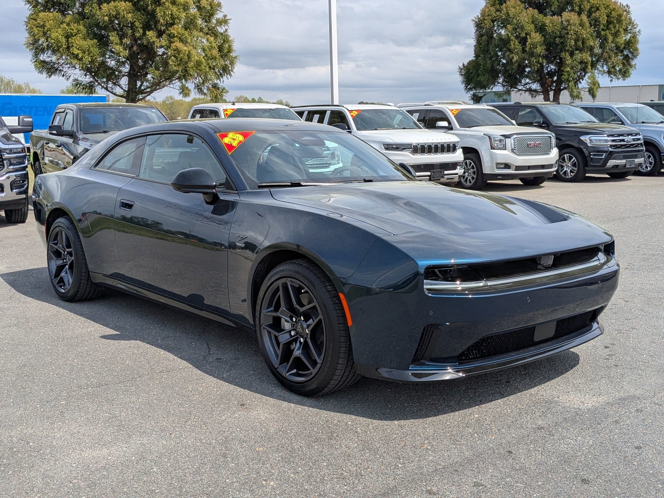 2024 Dodge Charger Daytona R/T AWD photo 3
