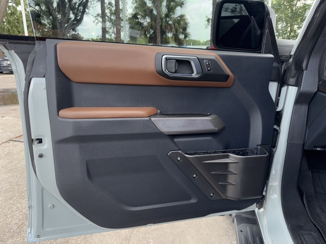 2023 Ford Bronco Outer Banks photo 11