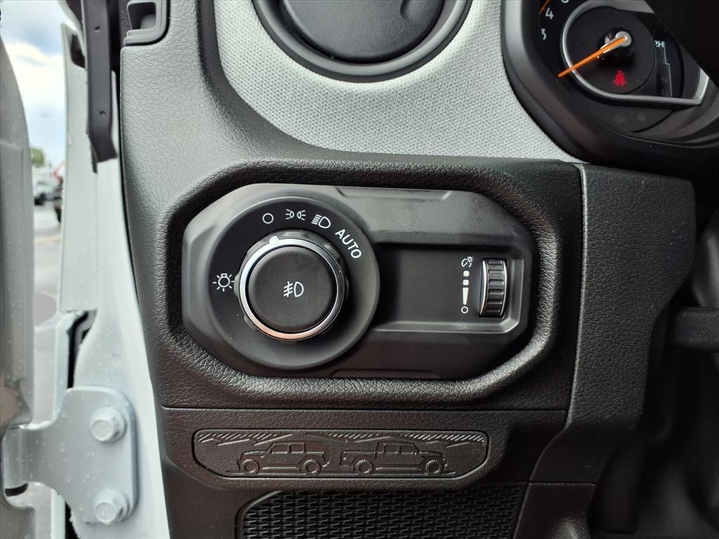 2025 Jeep Wrangler Sport S photo 12