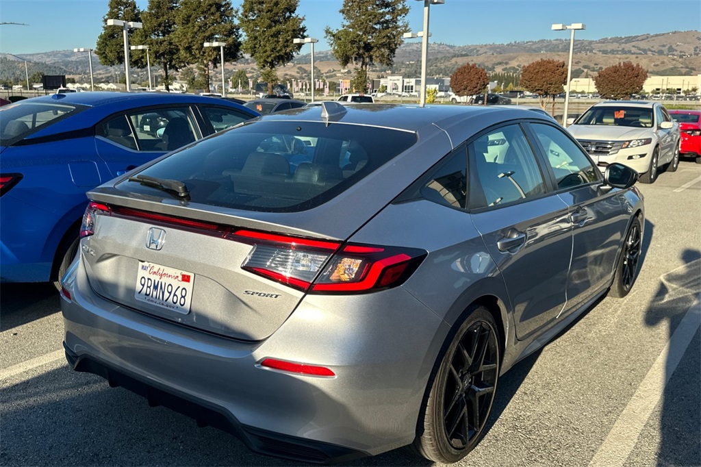 2022 Honda Civic Sport Hatchback photo 2