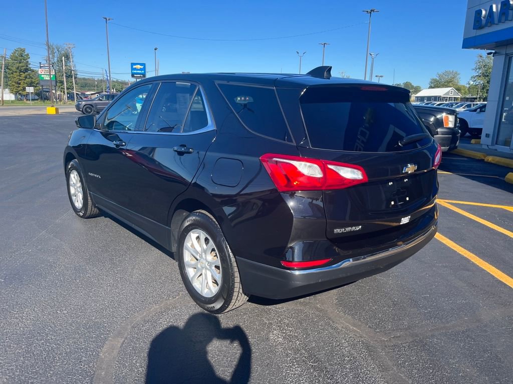 2018 Chevrolet Equinox LT photo 3