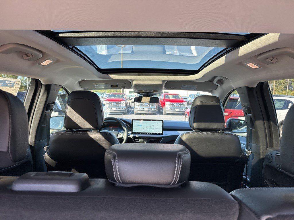 2025 Ford Escape Plug-In Hybrid photo 6