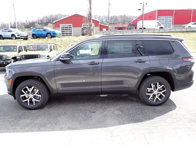 2025 Jeep Grand Cherokee Limited photo 2