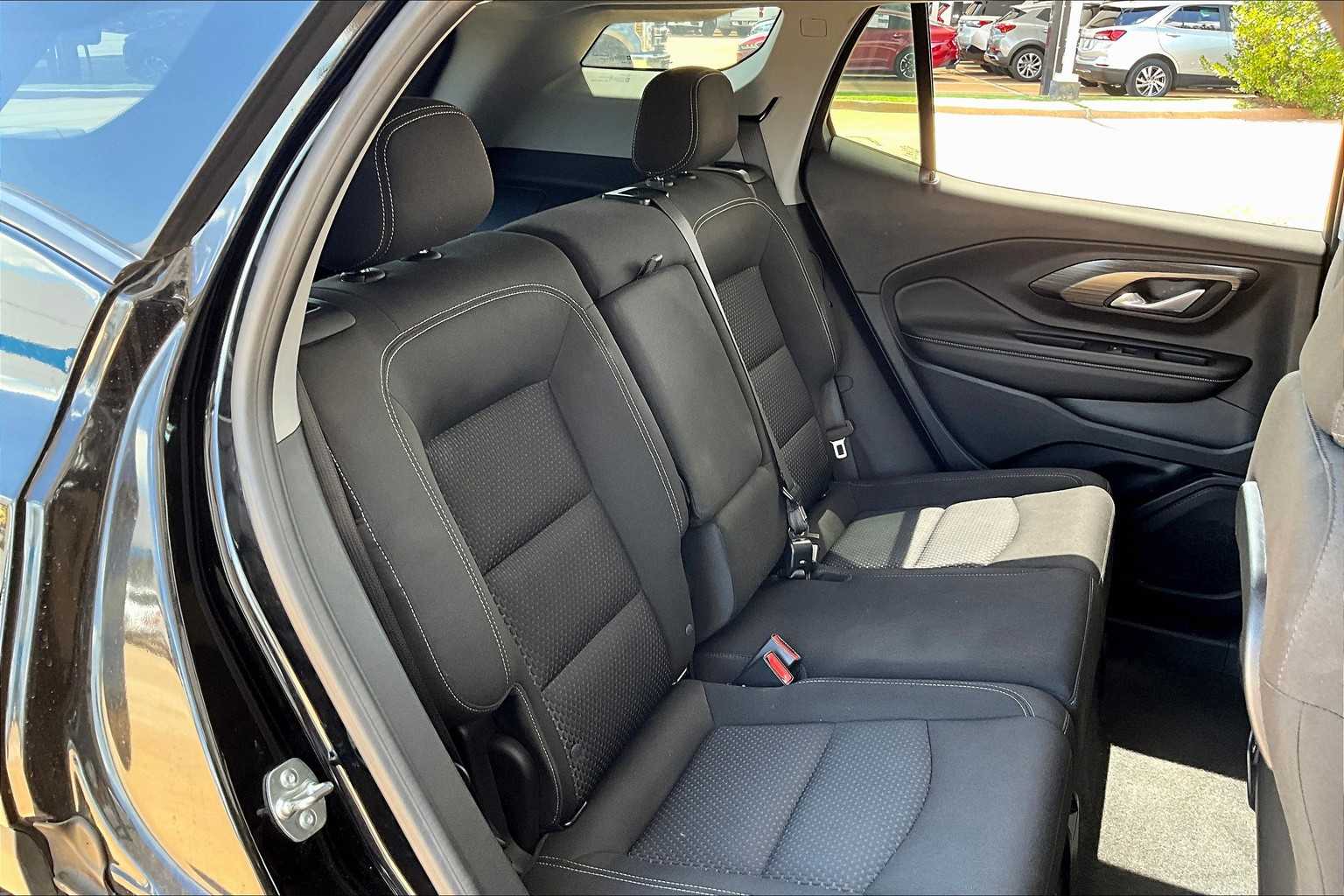 2024 Gmc Terrain SLE photo 16