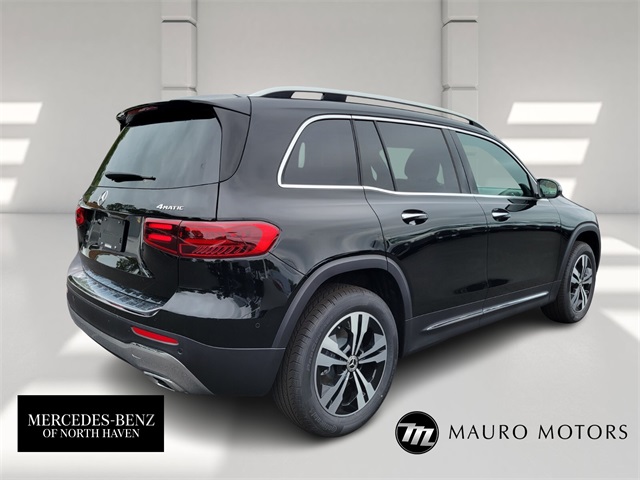 2025 Mercedes Benz GLB 250 4MATIC photo 2