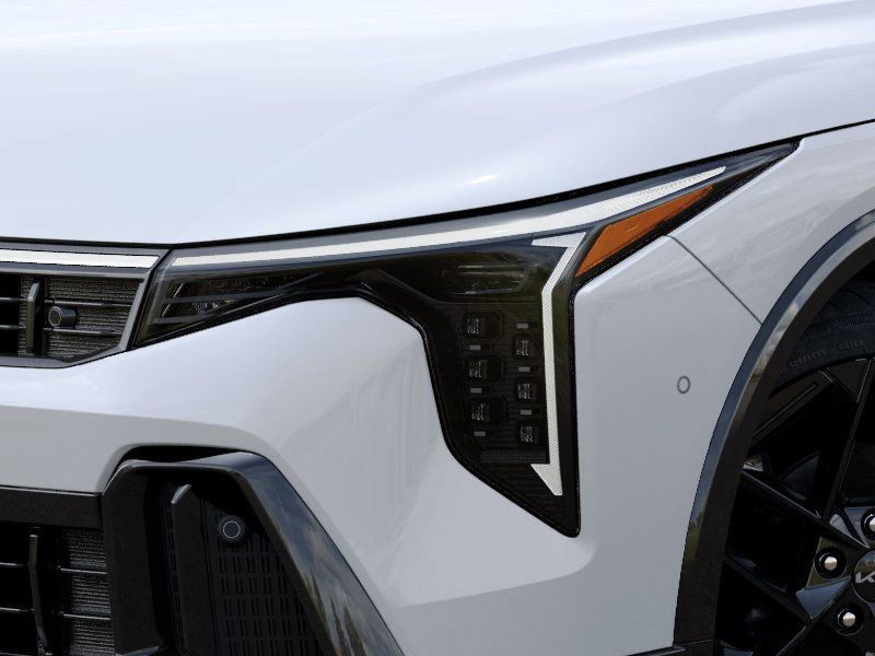 2025 Kia K4 GT-Line Turbo photo 10