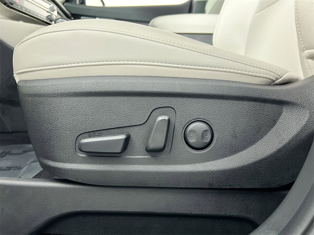2025 Kia Telluride S photo 10