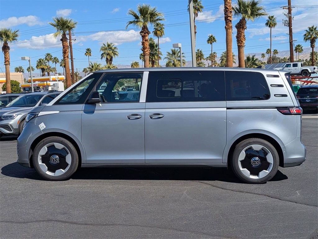 2025 Volkswagen ID. Buzz Pro Plus photo 6