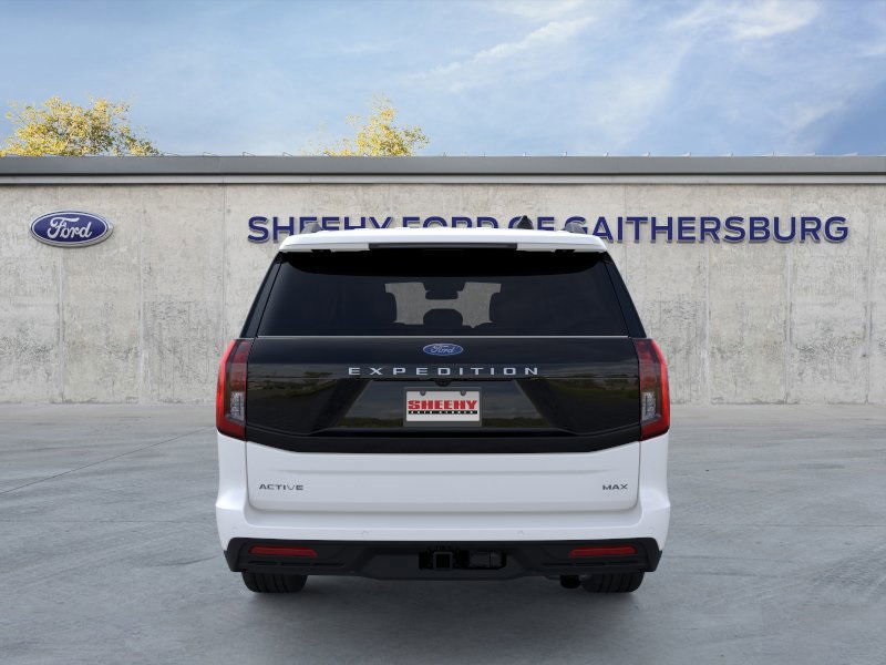 2025 Ford Expedition MAX photo 3