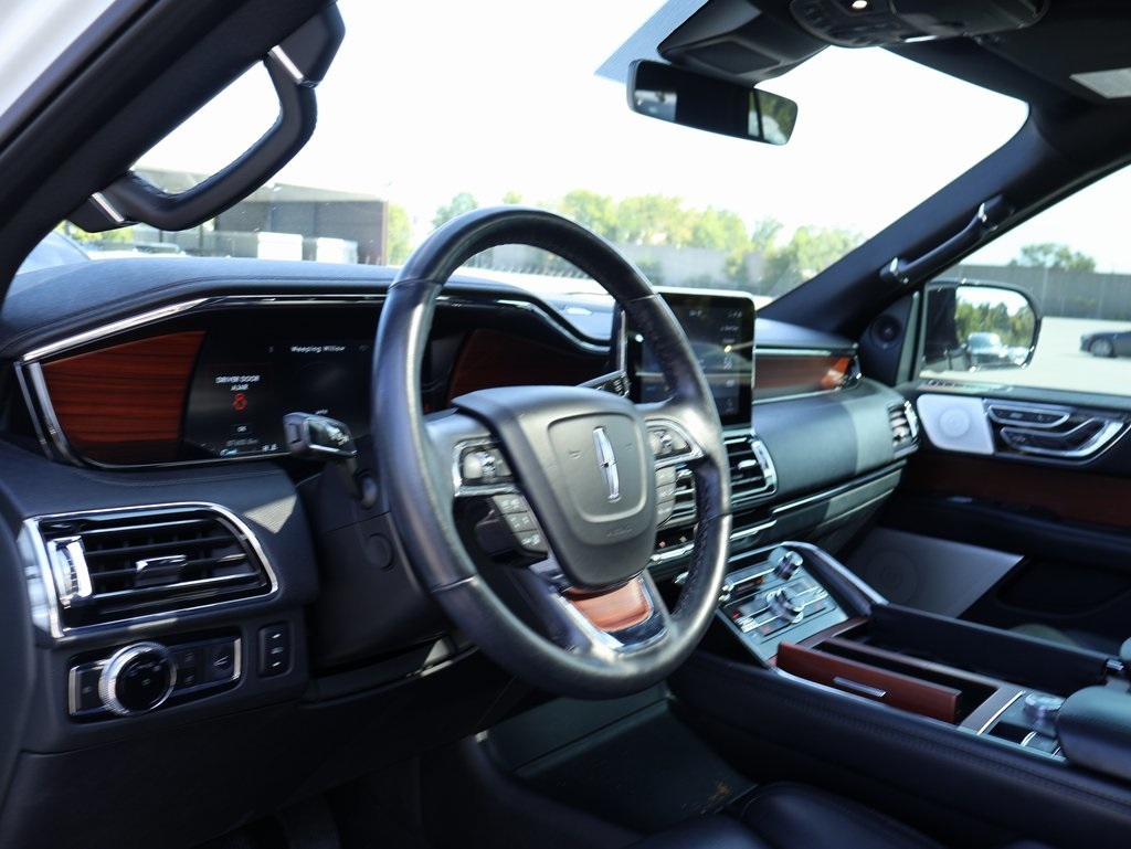 2021 Lincoln Navigator L Reserve photo 14
