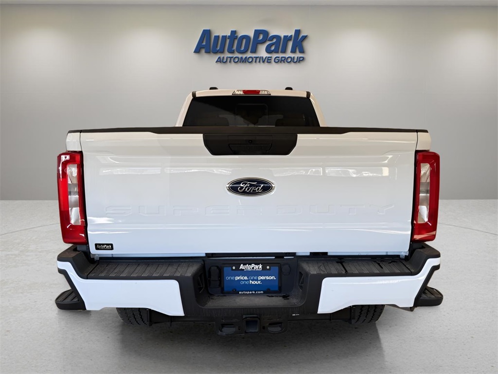 2026 Ford F-350 XL photo 3