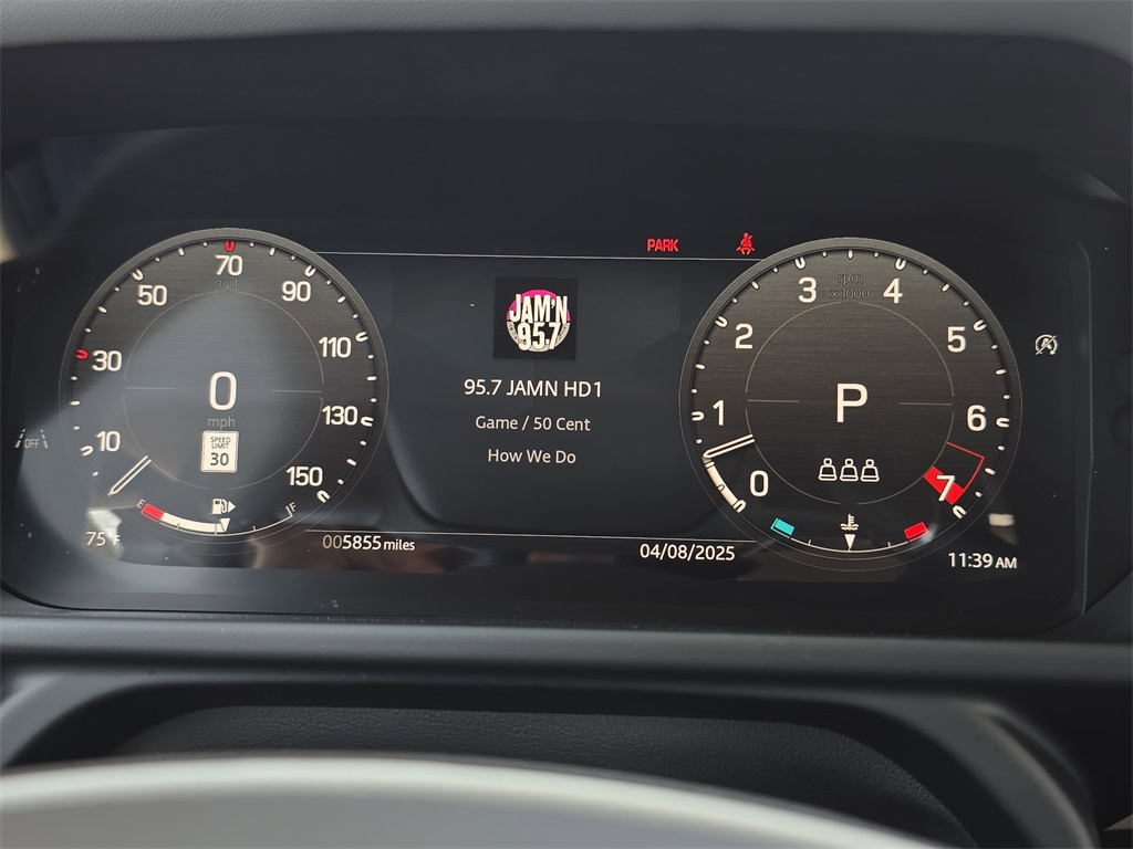 2025 Land Rover Defender 110 X-Dynamic SE photo 15