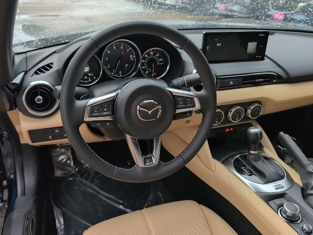 2025 Mazda MX-5 Miata Miata Grand Touring photo 10