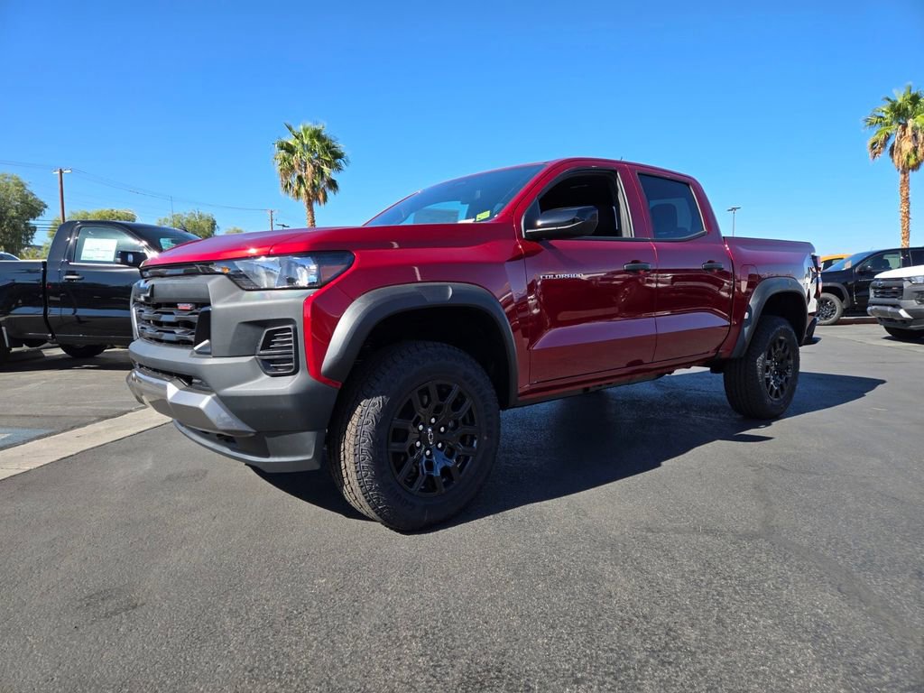 2026 Chevrolet Colorado Trail Boss photo 2