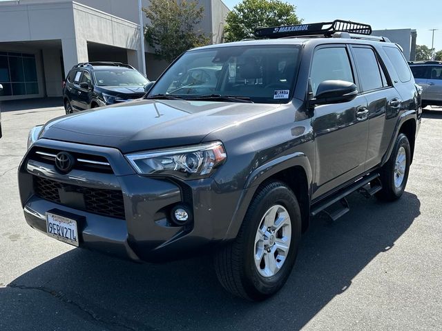 2023 Toyota 4Runner SR5 Premium photo 3