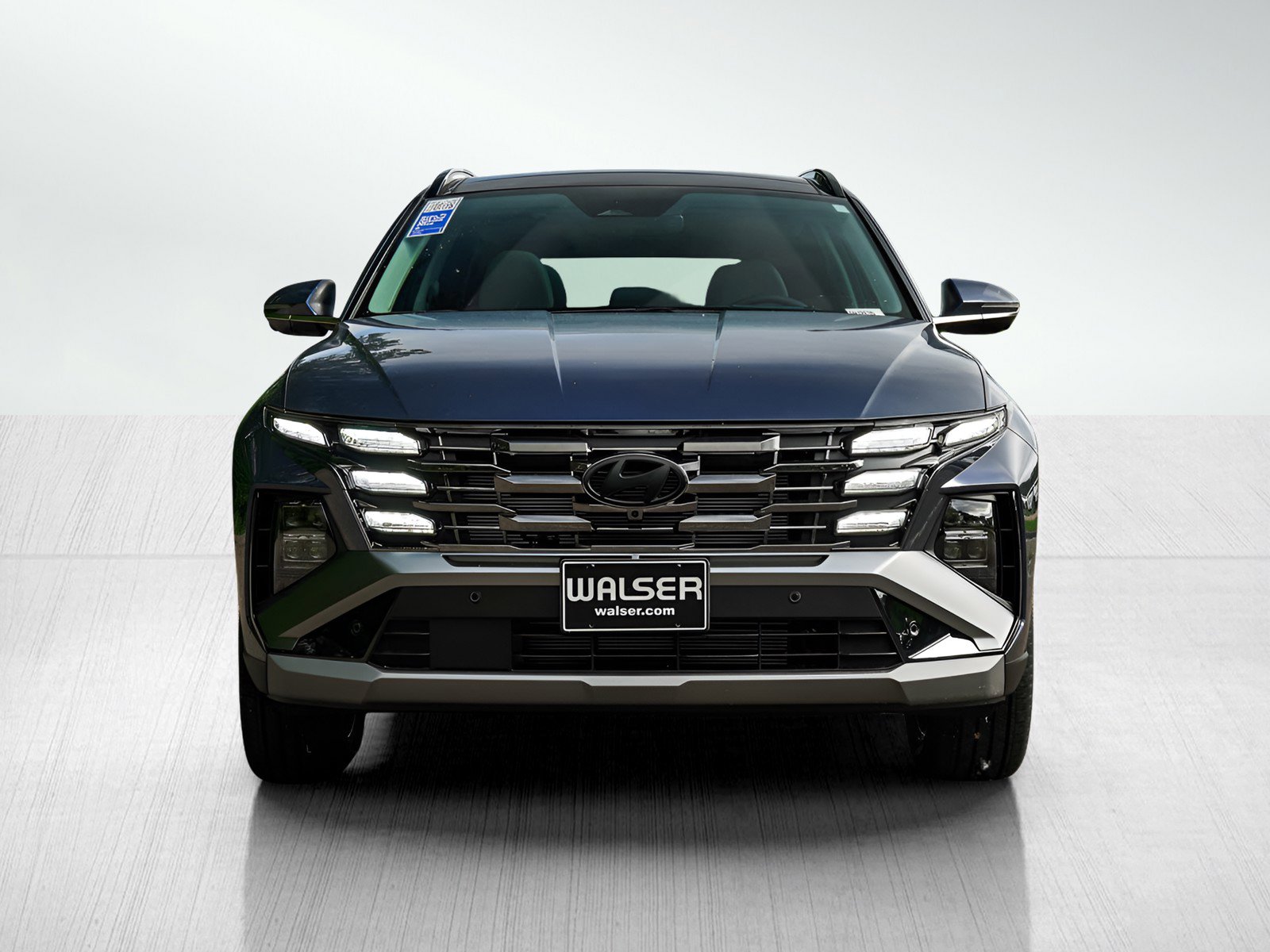 2025 Hyundai Tucson Limited photo 2