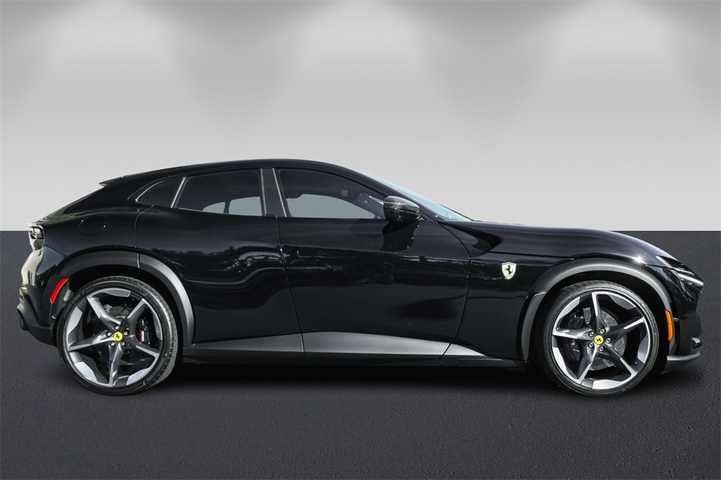 2024 Ferrari Purosangue Base photo 2