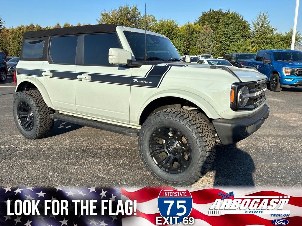 2023 Ford Bronco Outer Banks photo 20