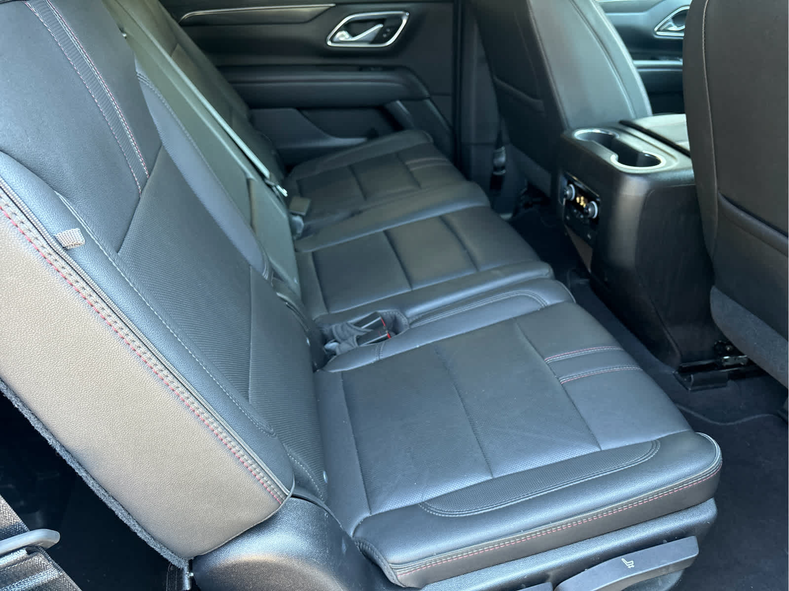 2021 Chevrolet Tahoe RST photo 14