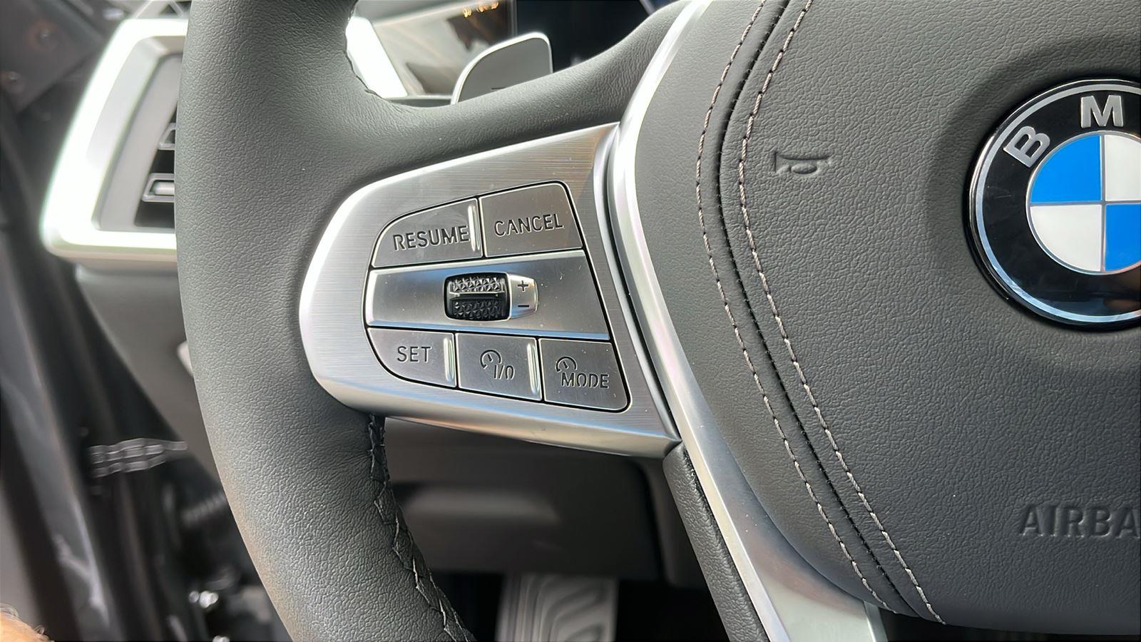 New 2026 Dravit Grey Metallic BMW xDrive40i image 14