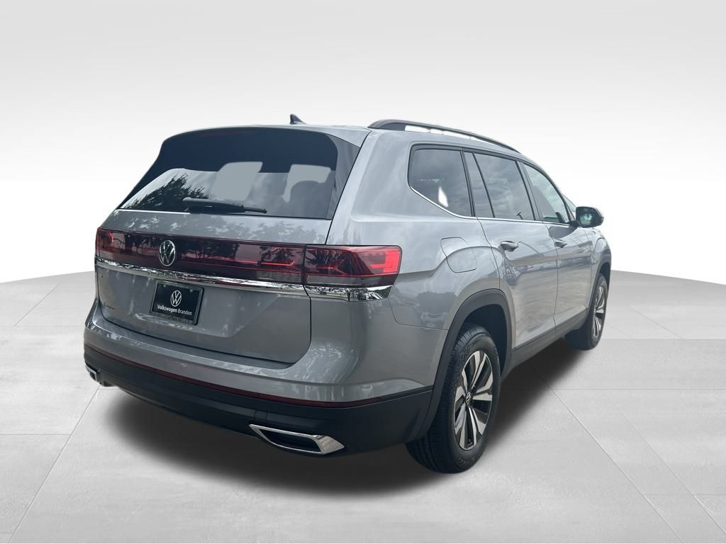 2026 Volkswagen Atlas SE photo 3