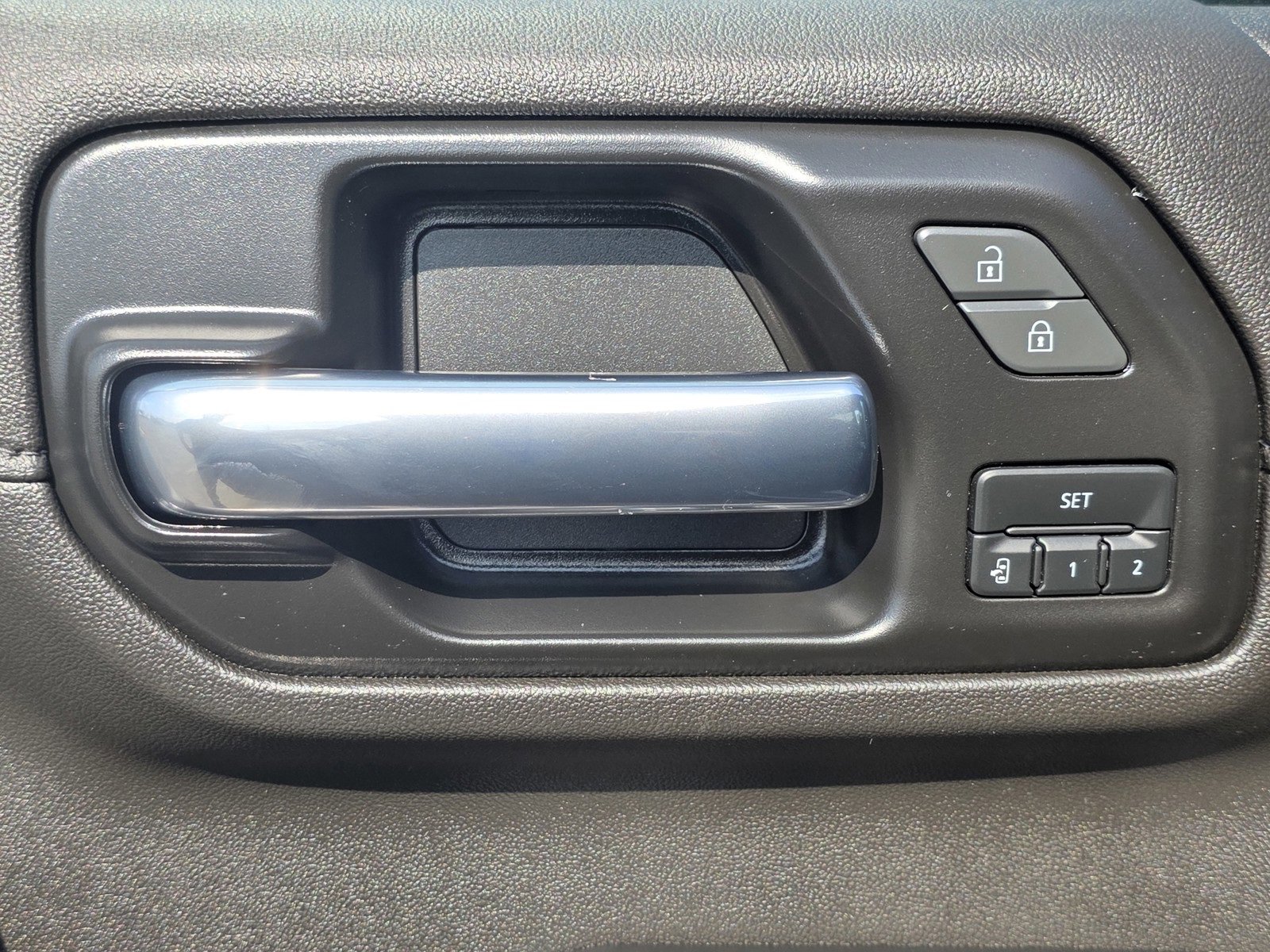 2022 Chevrolet Silverado 2500HD LTZ photo 27