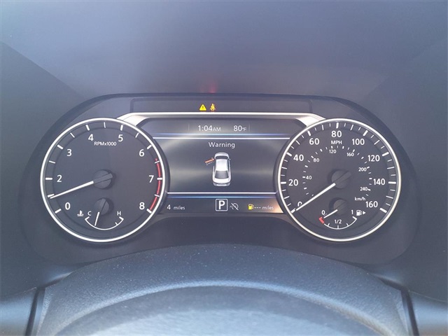 2025 Nissan Sentra SV photo 18