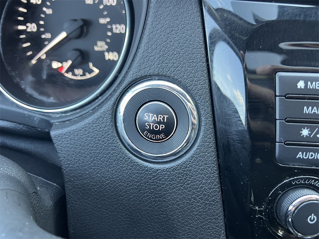2019 Nissan Rogue SL photo 30