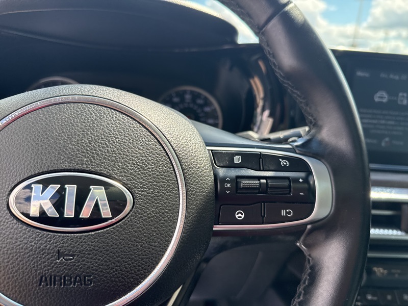 2021 Kia K5 EX photo 26