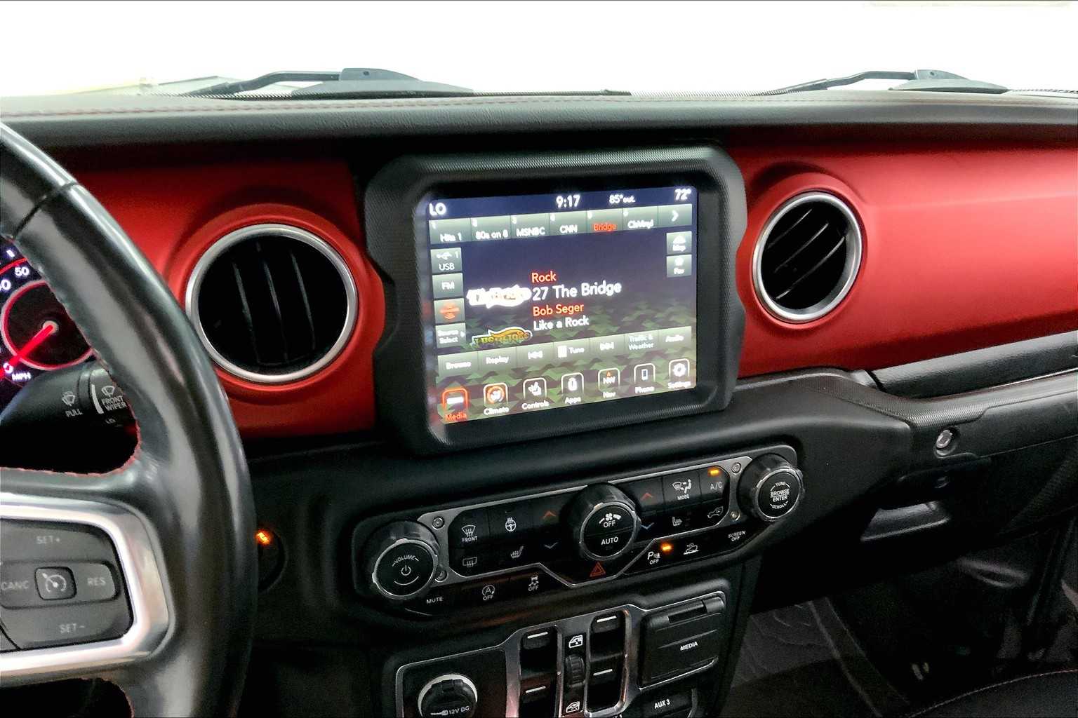 2021 Jeep Gladiator Rubicon photo 6