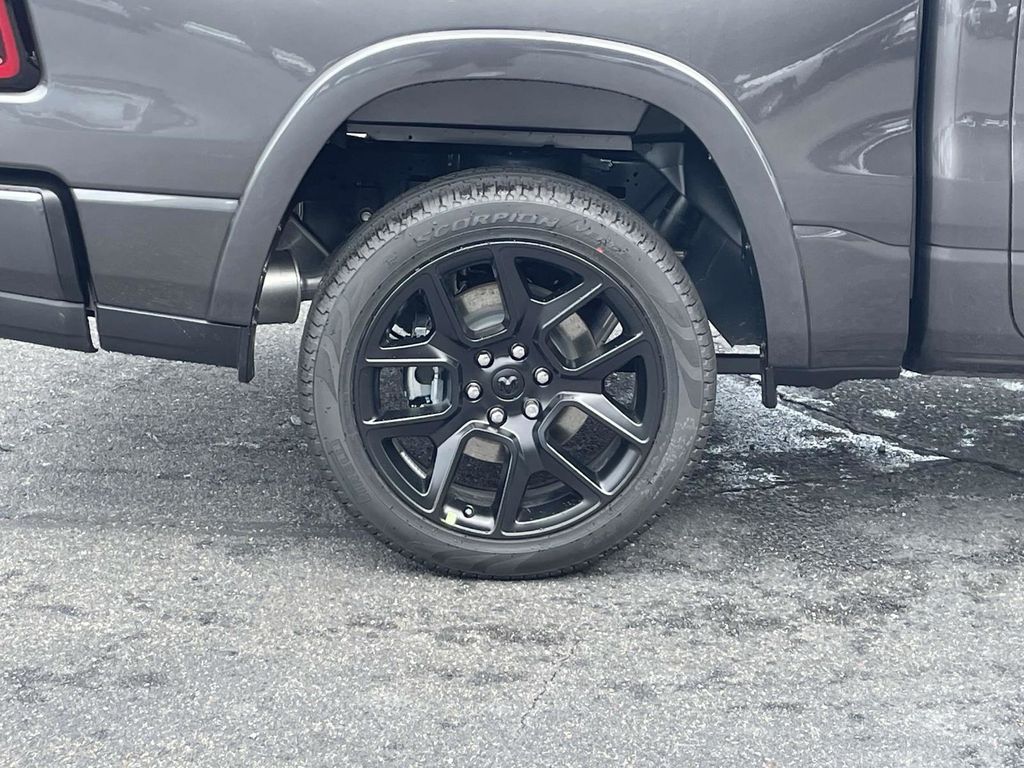 2026 Ram 1500 Laramie photo 9