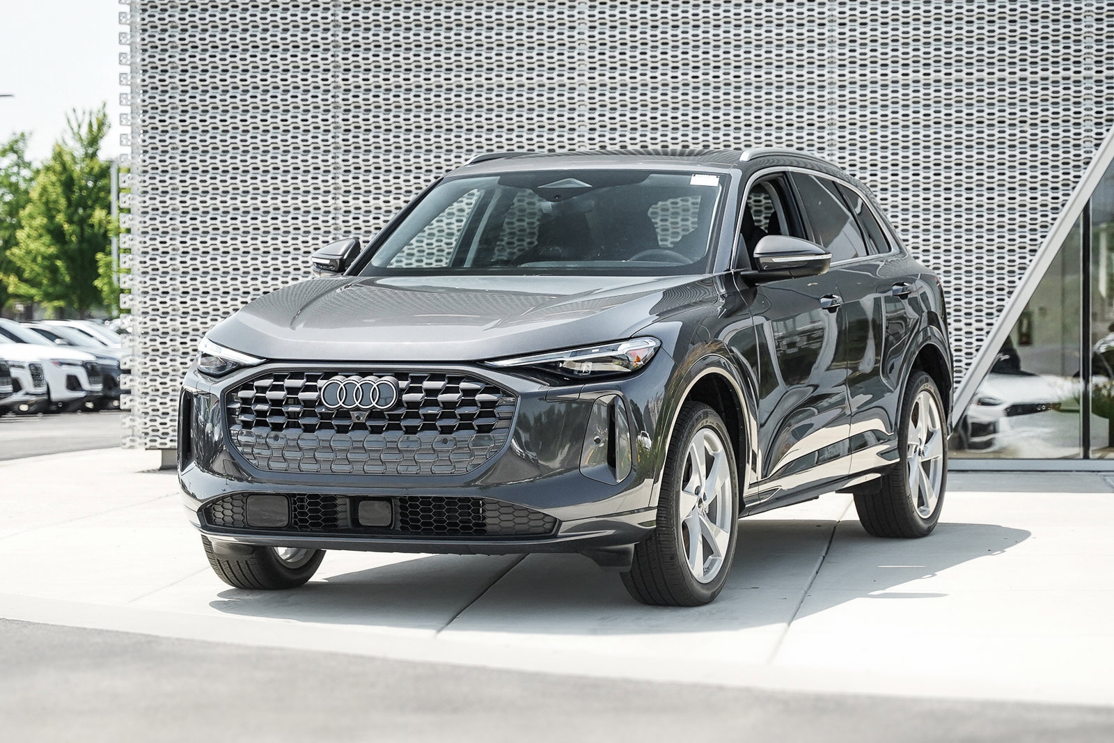 2025 Audi Q5 Premium Plus photo 4