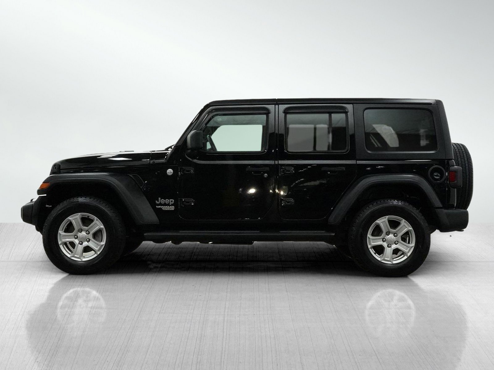 Used 2021 Jeep Wrangler Unlimited Sport S with VIN 1C4HJXDG0MW503532 for sale in Burnsville, Minnesota