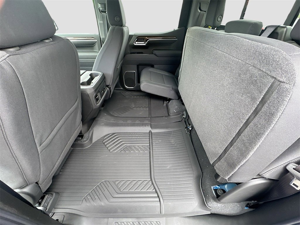 2026 Chevrolet Silverado 1500 LT photo 37