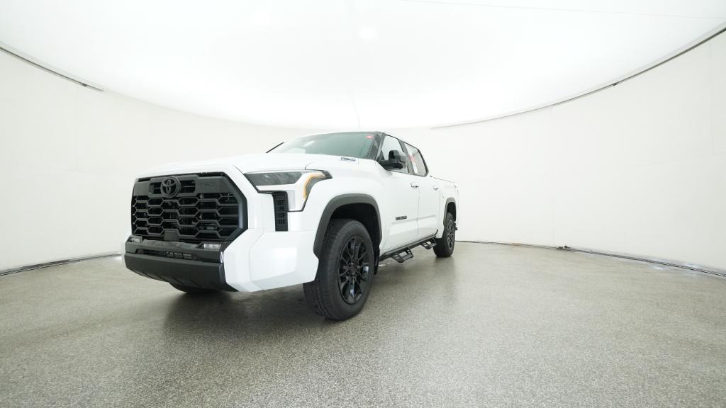 2026 Toyota Tundra Limited CrewMax photo 4