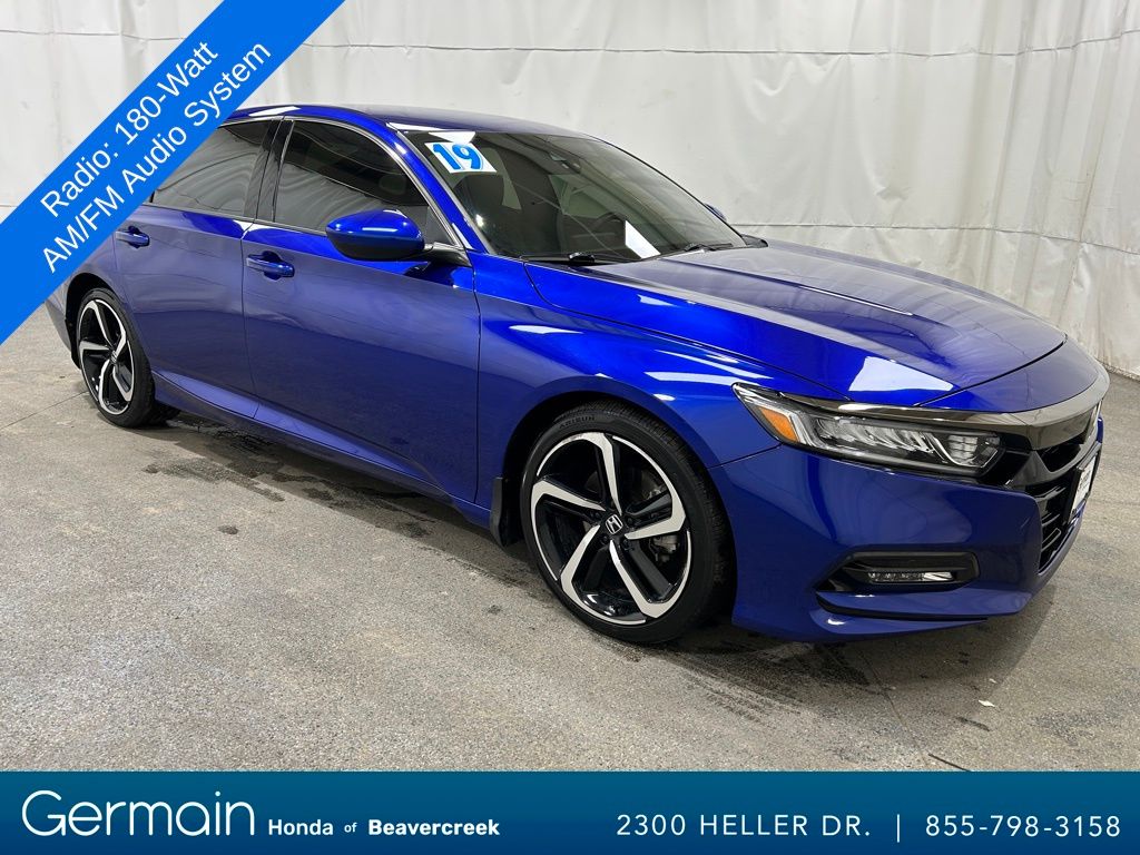 2019 Honda Accord Sport's photo