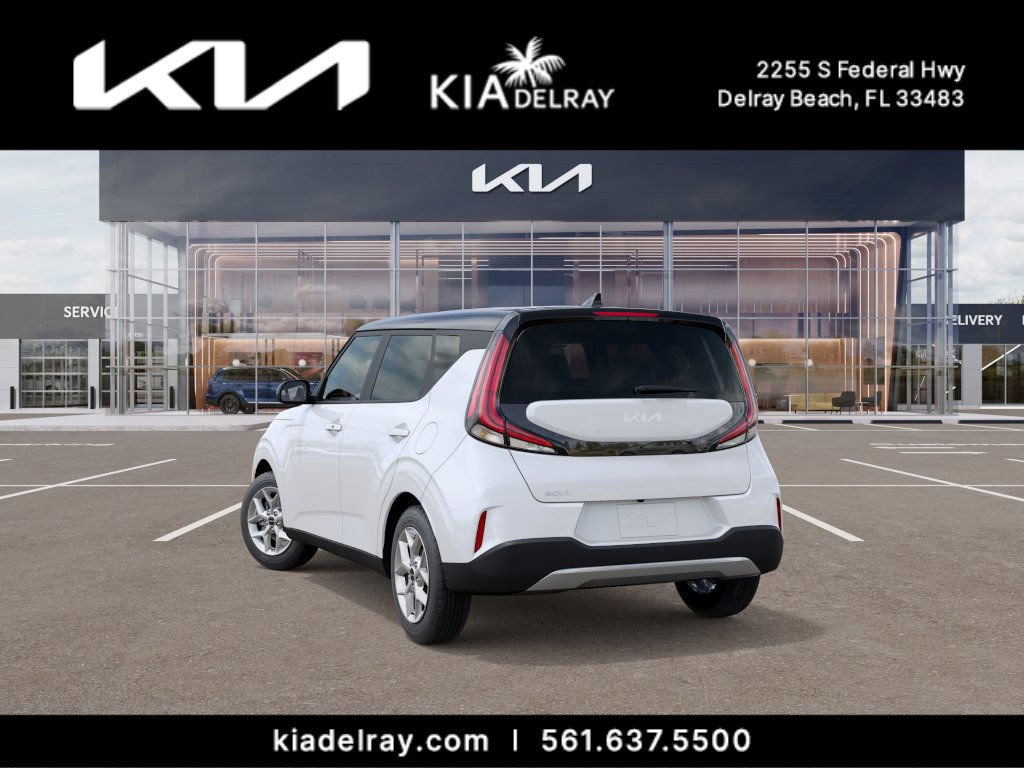 2025 Kia Soul S photo 2