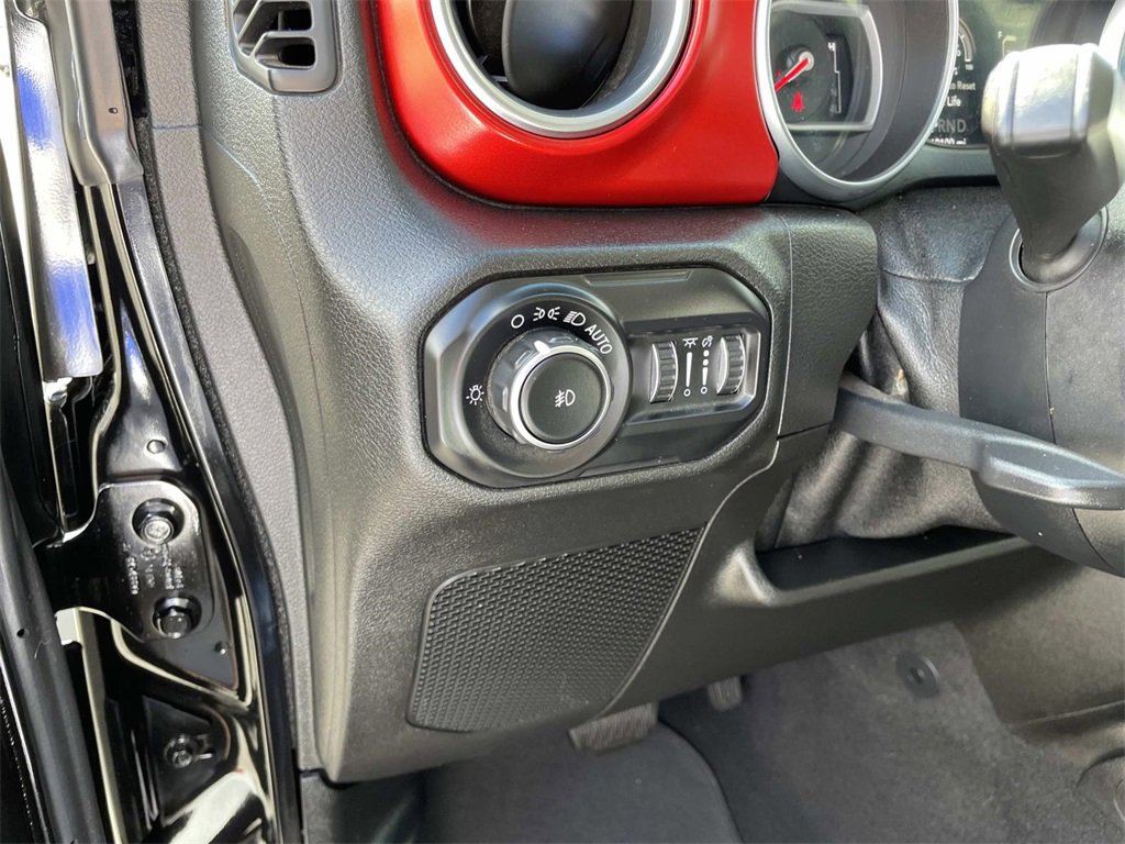 2020 Jeep Wrangler Unlimited Rubicon photo 9