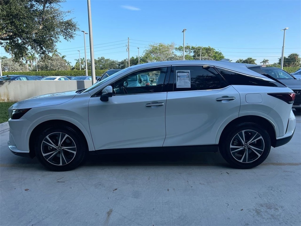 2024 Lexus RX 350 photo 3