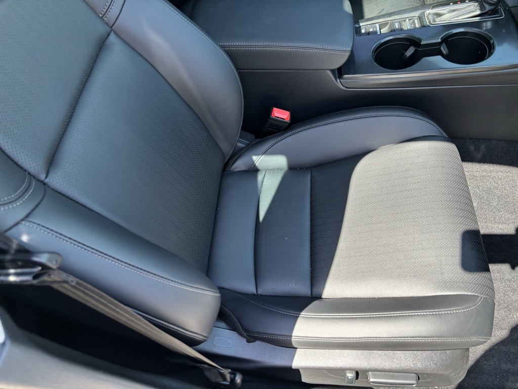 2024 Honda Civic Touring photo 24