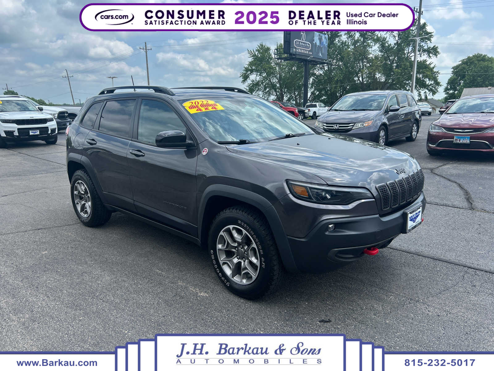 2022 Jeep Cherokee Trailhawk's photo