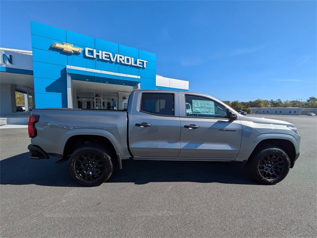 2026 Chevrolet Colorado Work Truck photo 3