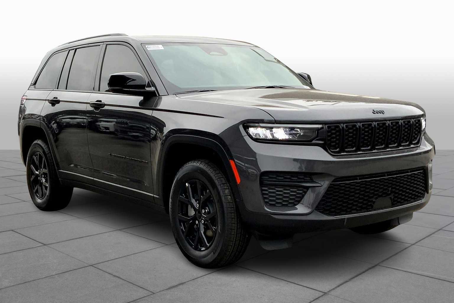 2025 Jeep Grand Cherokee Altitude photo 2