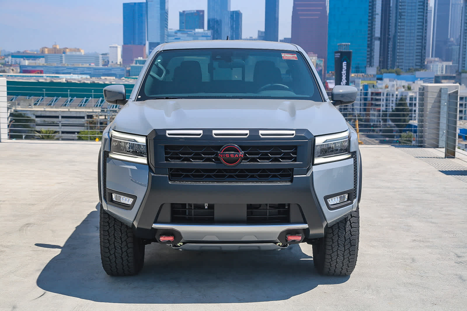 2025 Nissan Frontier Crew Cab PRO-4X photo 2